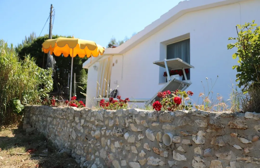 Albergo"Villa Biscotti"-1
